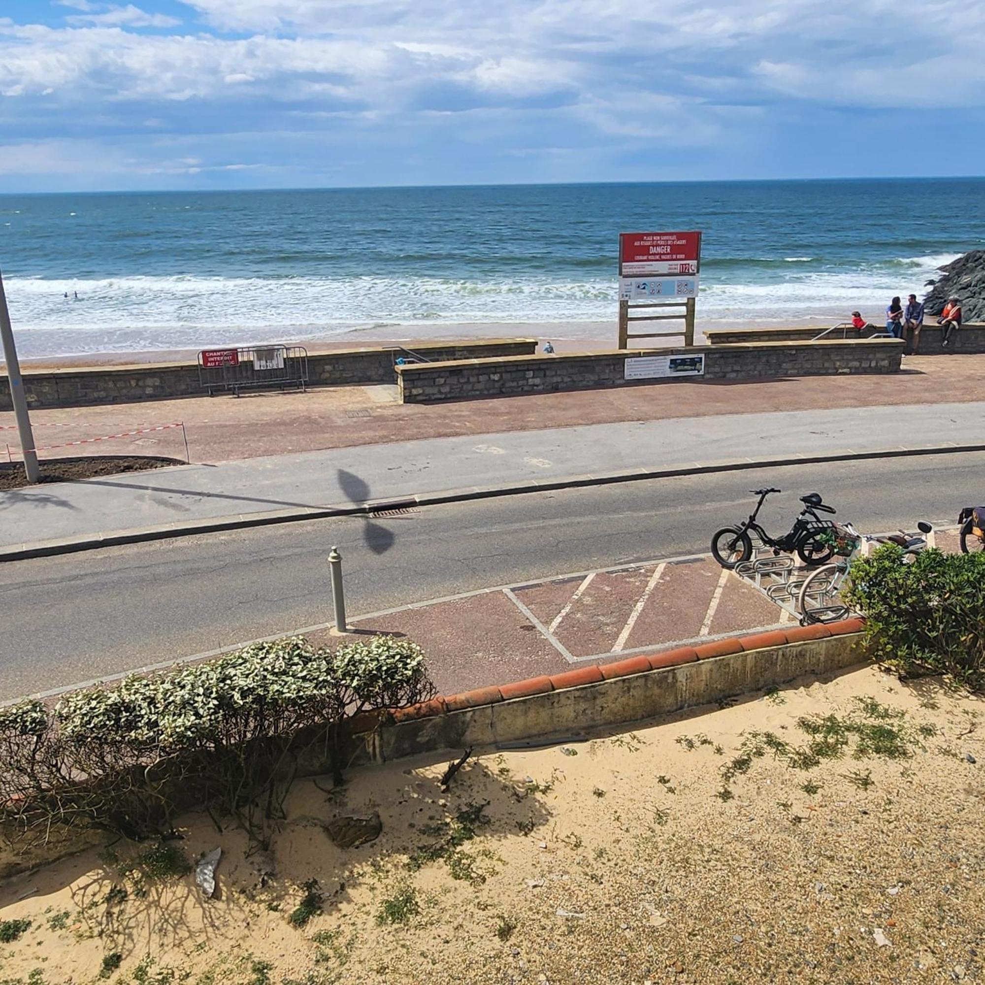 Beach Front Apartment Eljocri Capbreton Bagian luar foto